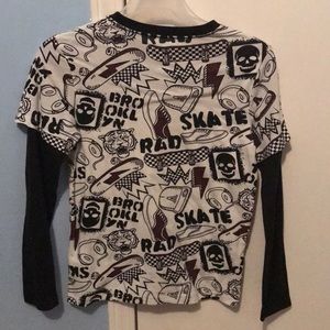 Boys skate long sleeve size 10-12